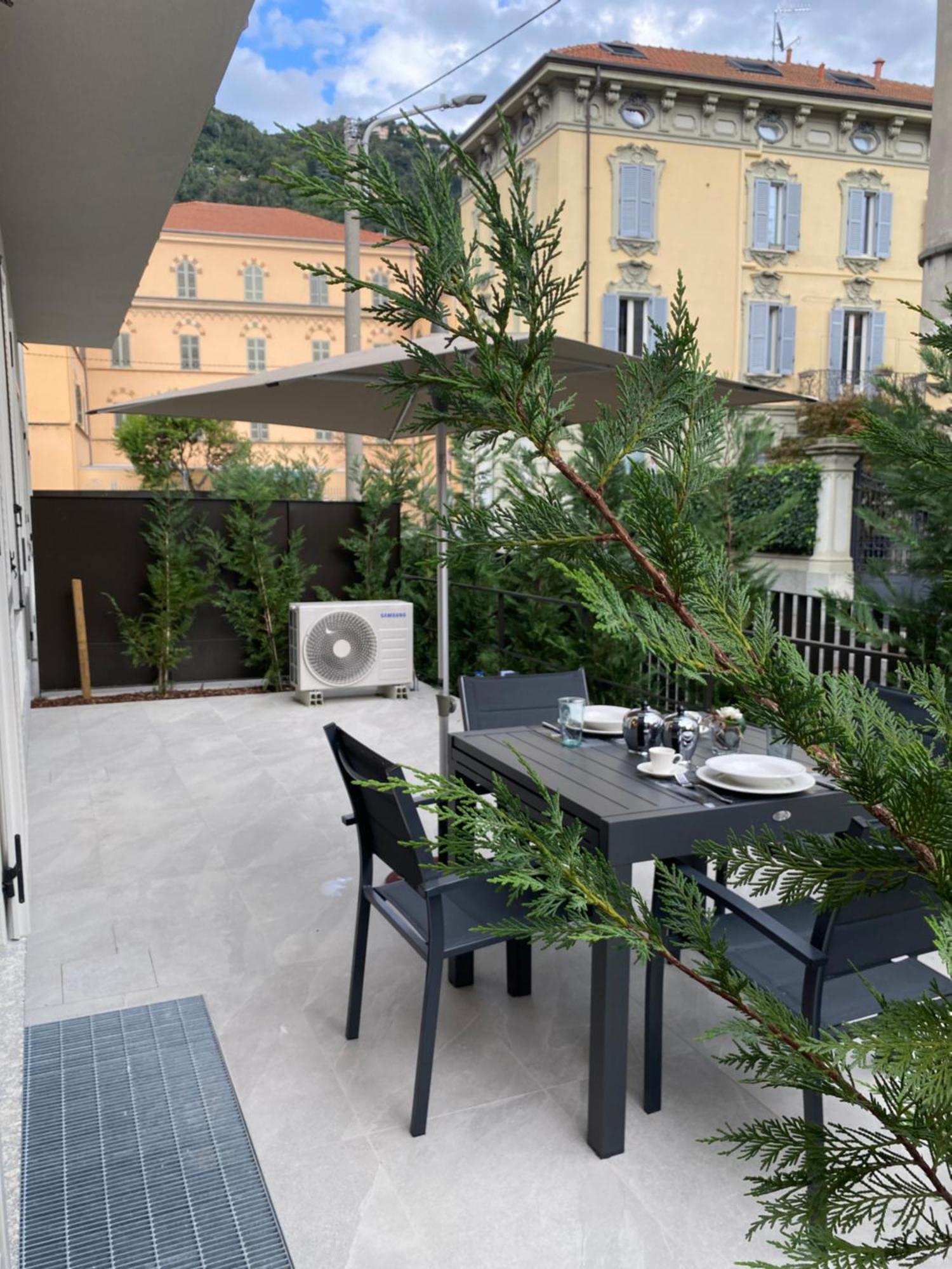 La Casa Di Gio: Piccolo Gioiello In Centro Como Exterior photo